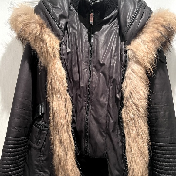 ! SOLD ! Rudsak winter jacket with fur detail - Picture 3 of 6